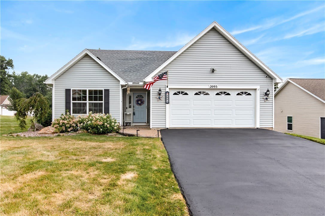 2093 Mykola Road – photo 1 of 43