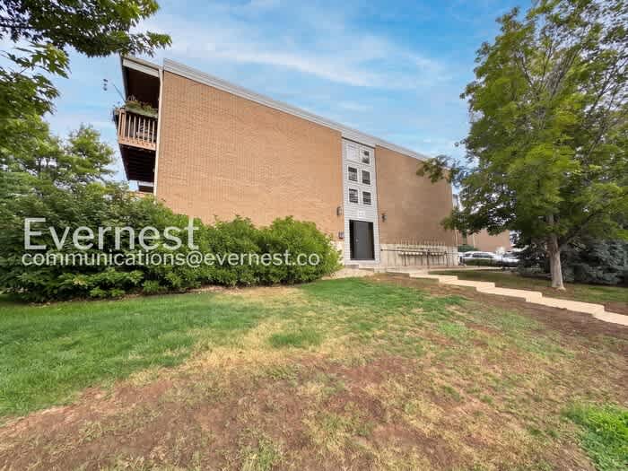1606 Cottonwood Drive – photo 1 of 25