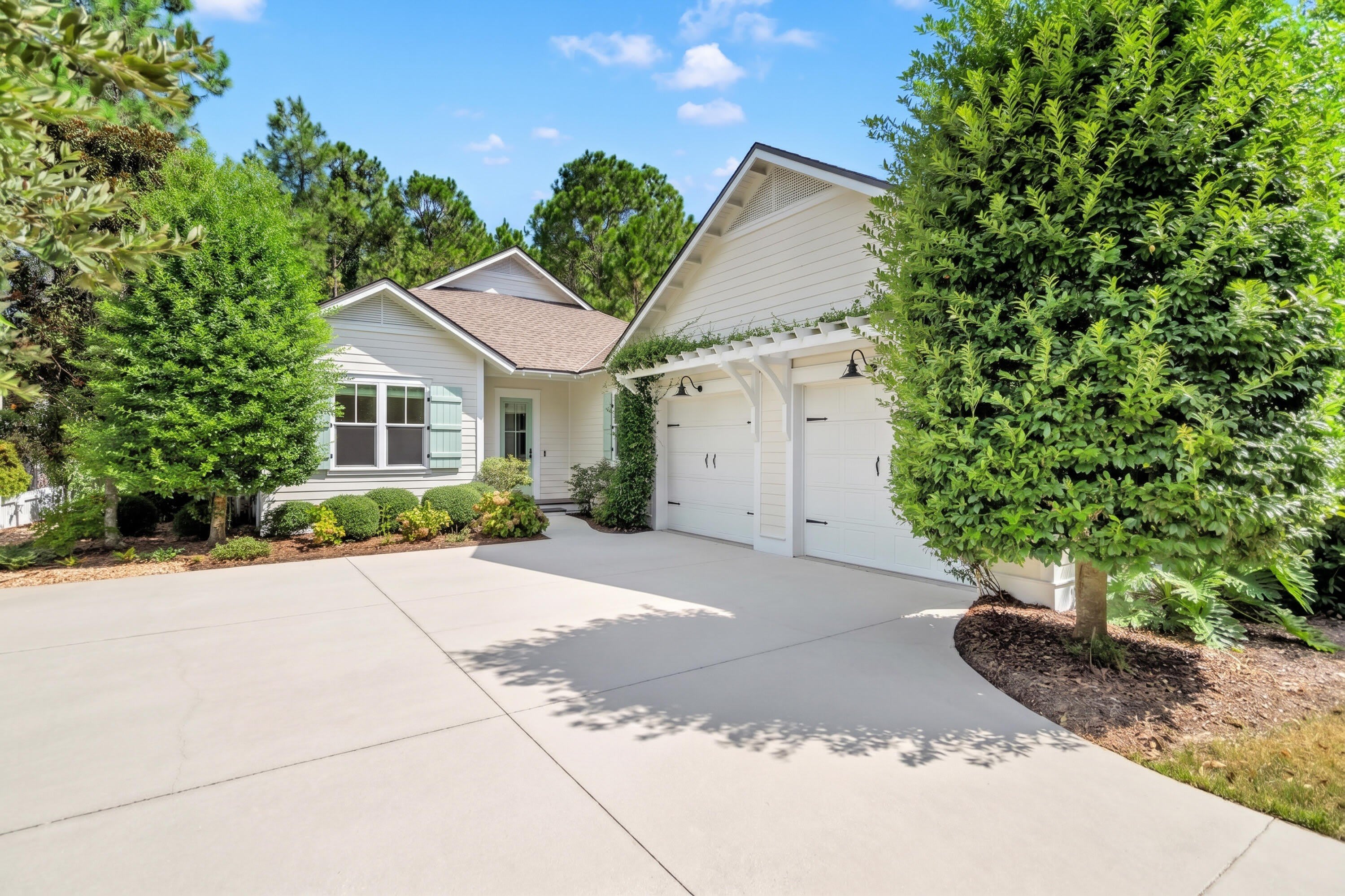 654 Breakers Street – photo 1