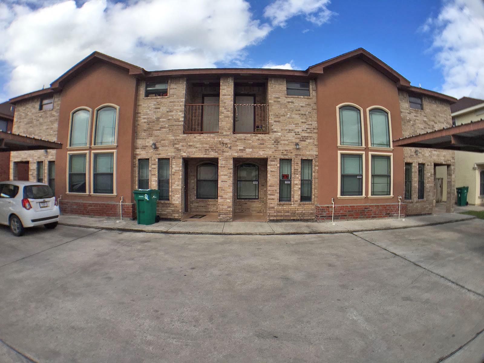 1304 W Fig Ave – photo 1 of 14