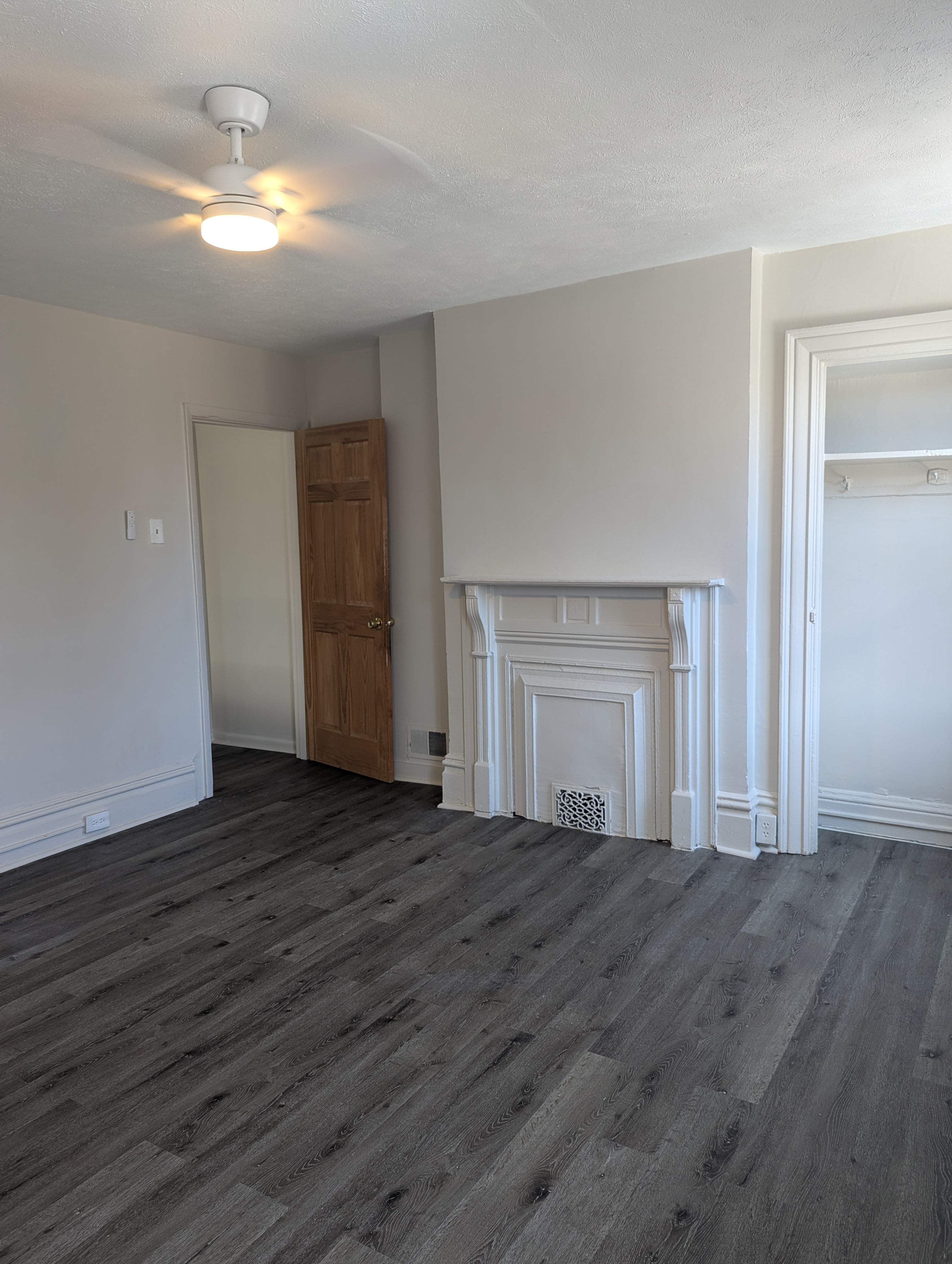4488 Minerva St – photo 1