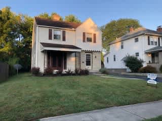1247 Northwest Blvd – photo 1 of 9