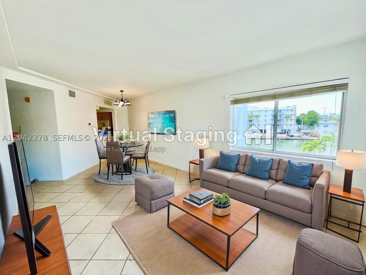 1185 Marseille Dr – photo 1