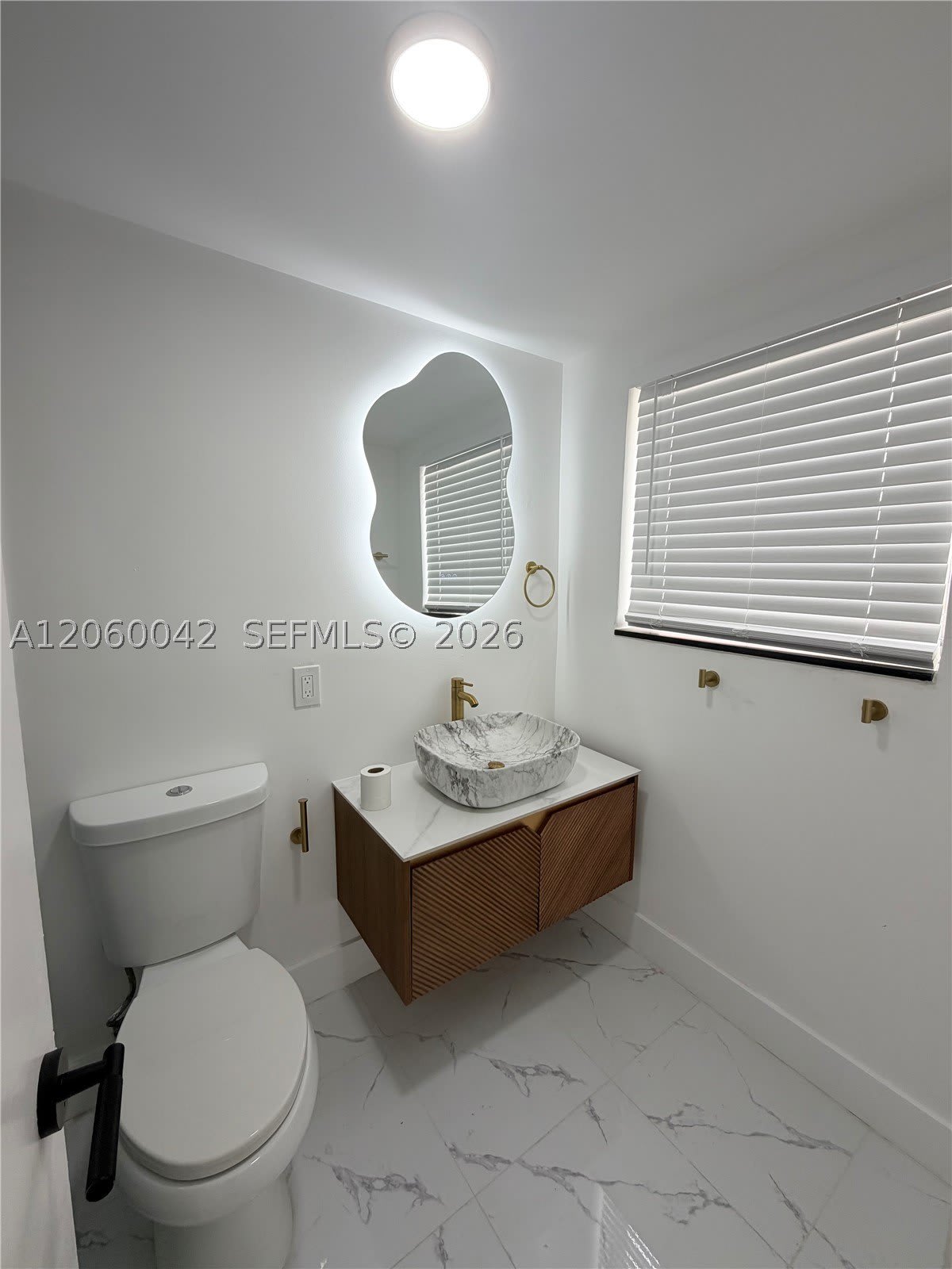 316 Surfside Blvd – photo 1 of 11