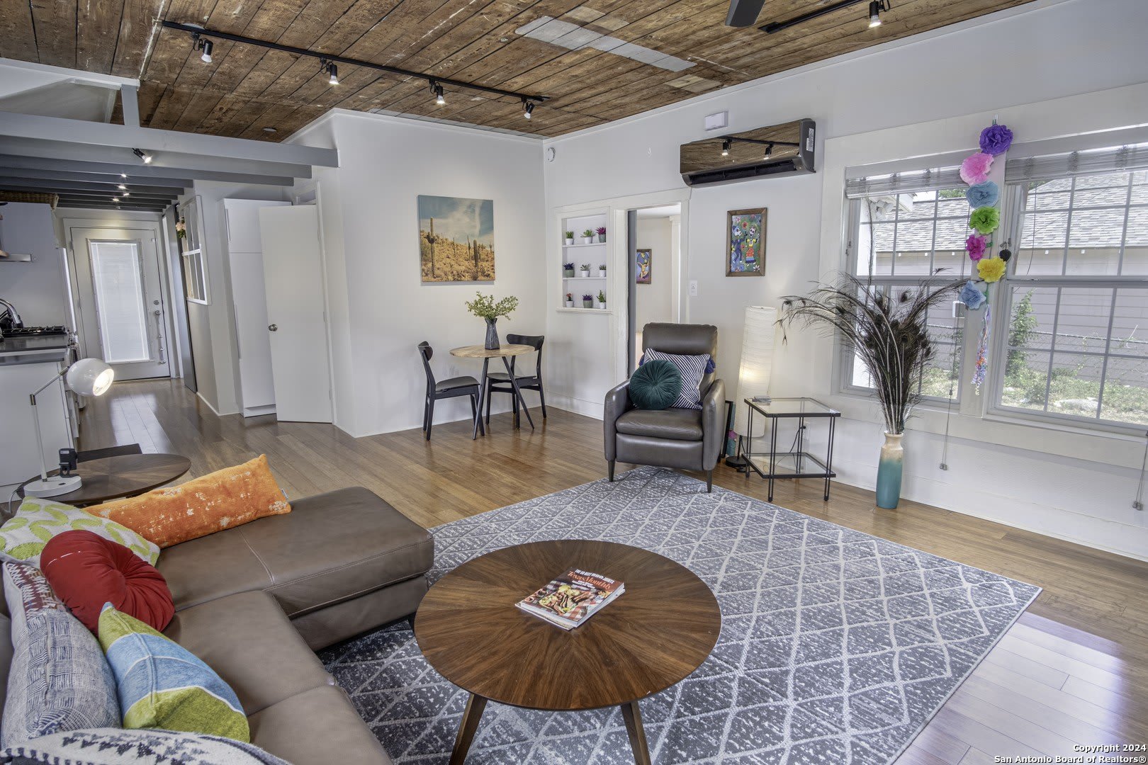 311 Alamosa Ave – photo 1