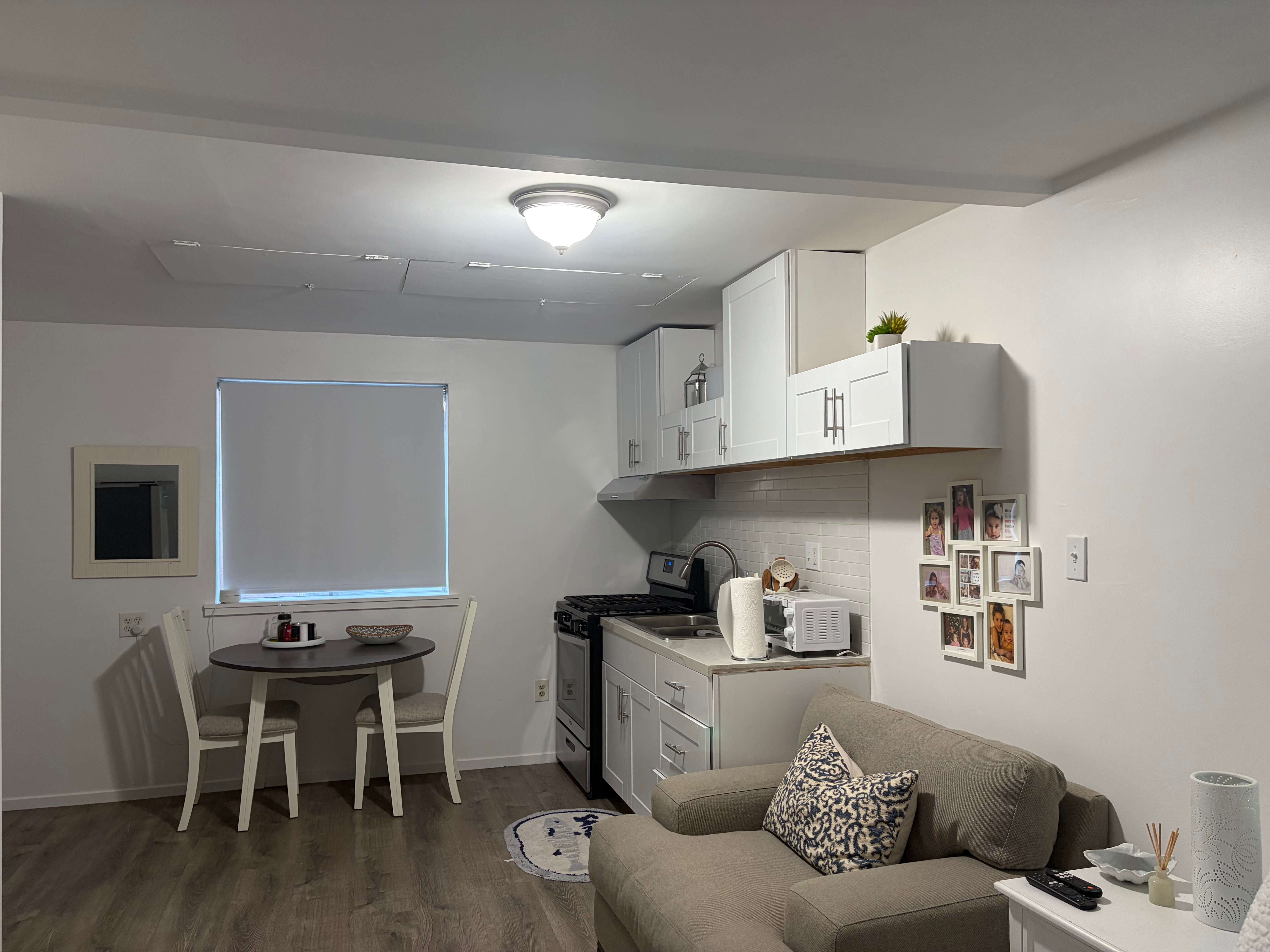 4665 Kleefeld Avenue – photo 1