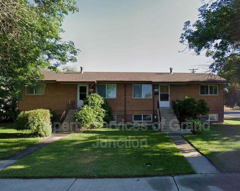 1362 Elm Avenue – photo 1 of 9