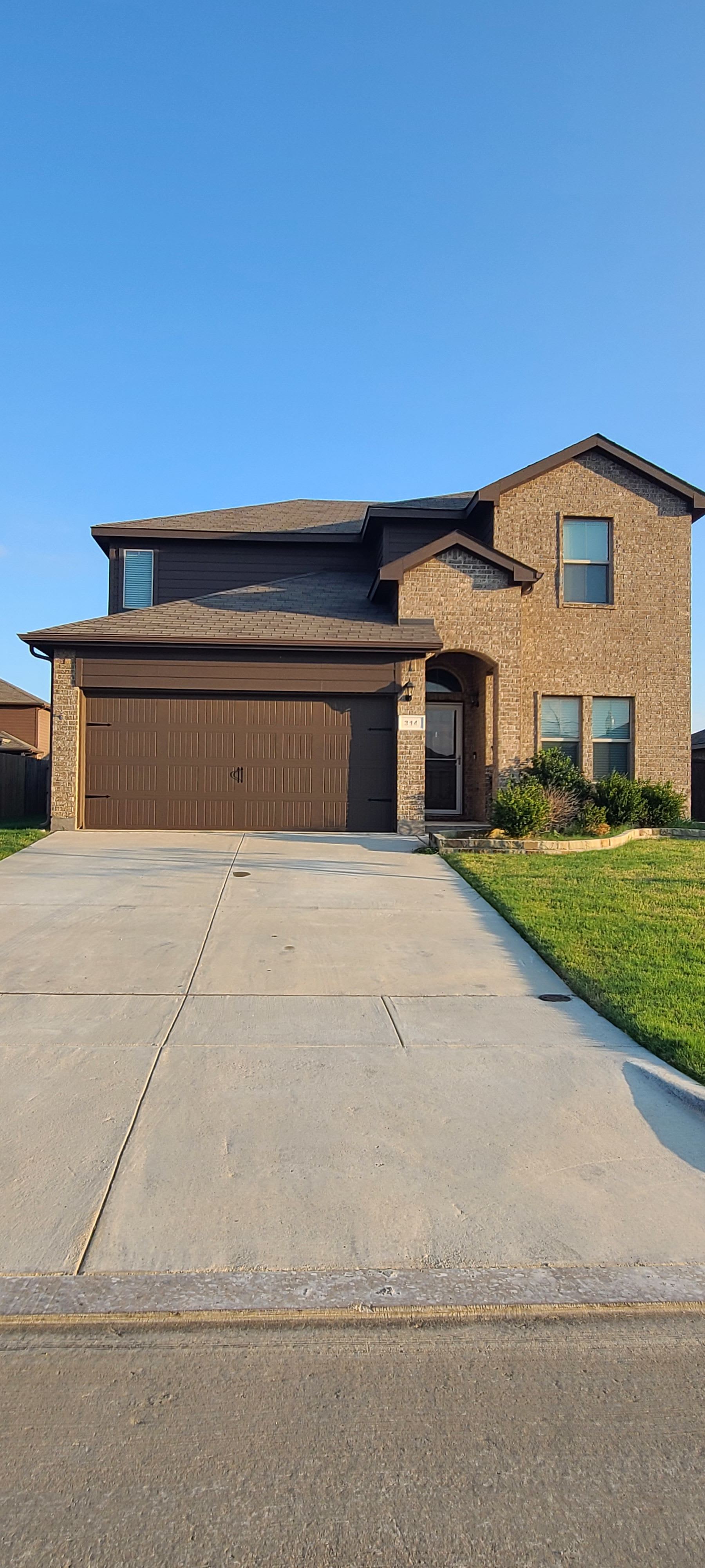 314 Preakness Ln – photo 1 of 12