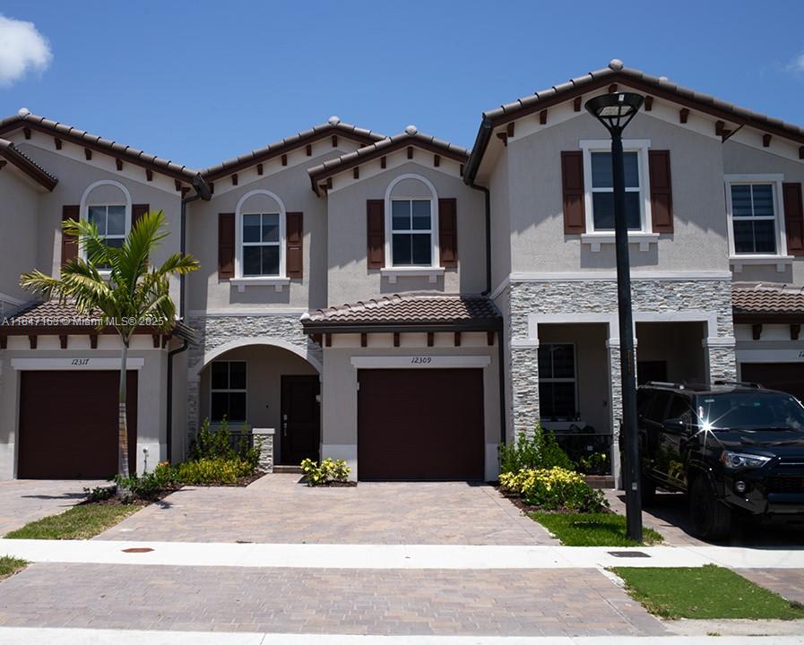12309 Nw 24th Pl – photo 1