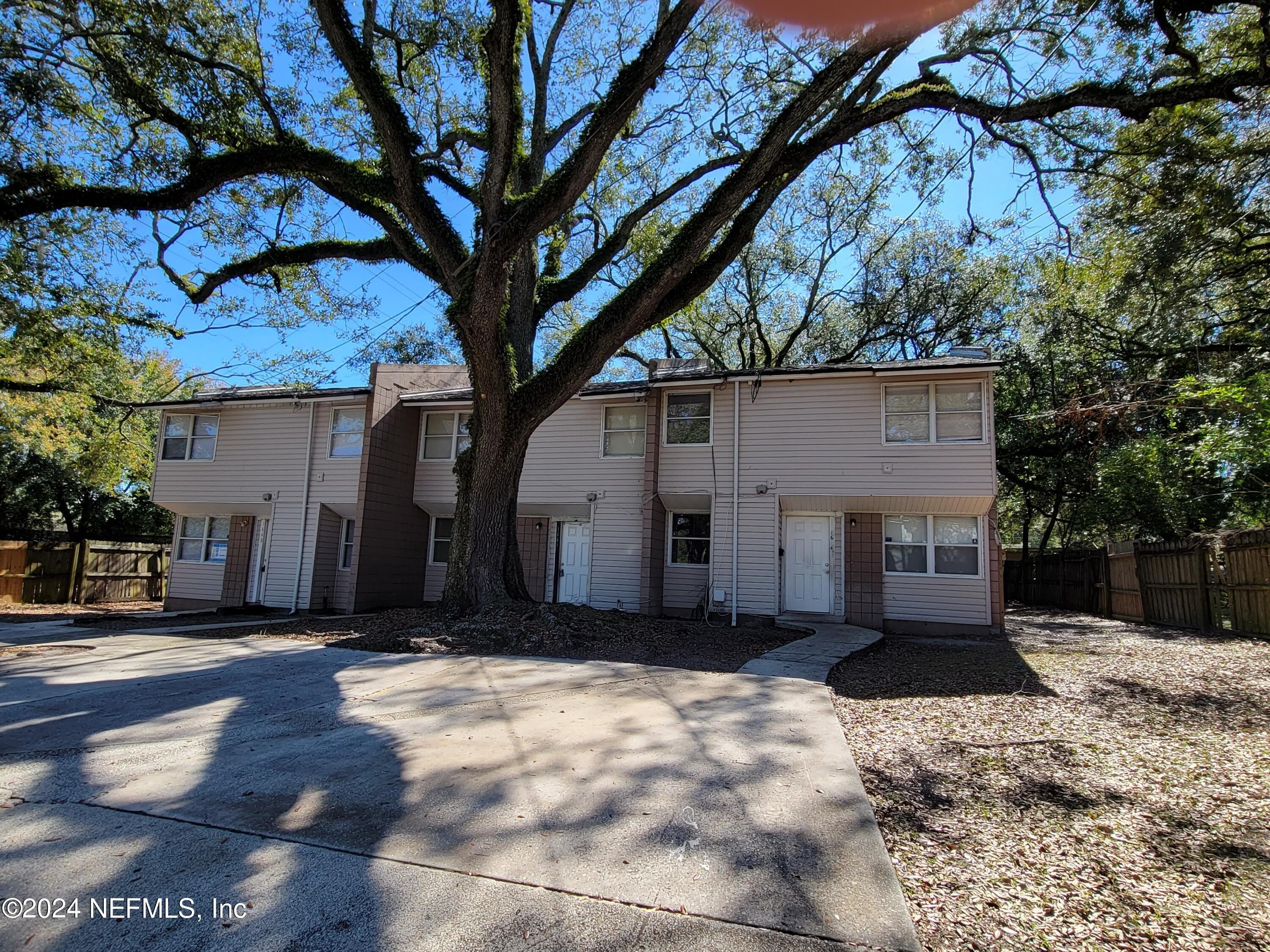 1648 E 16Th Street – photo 1