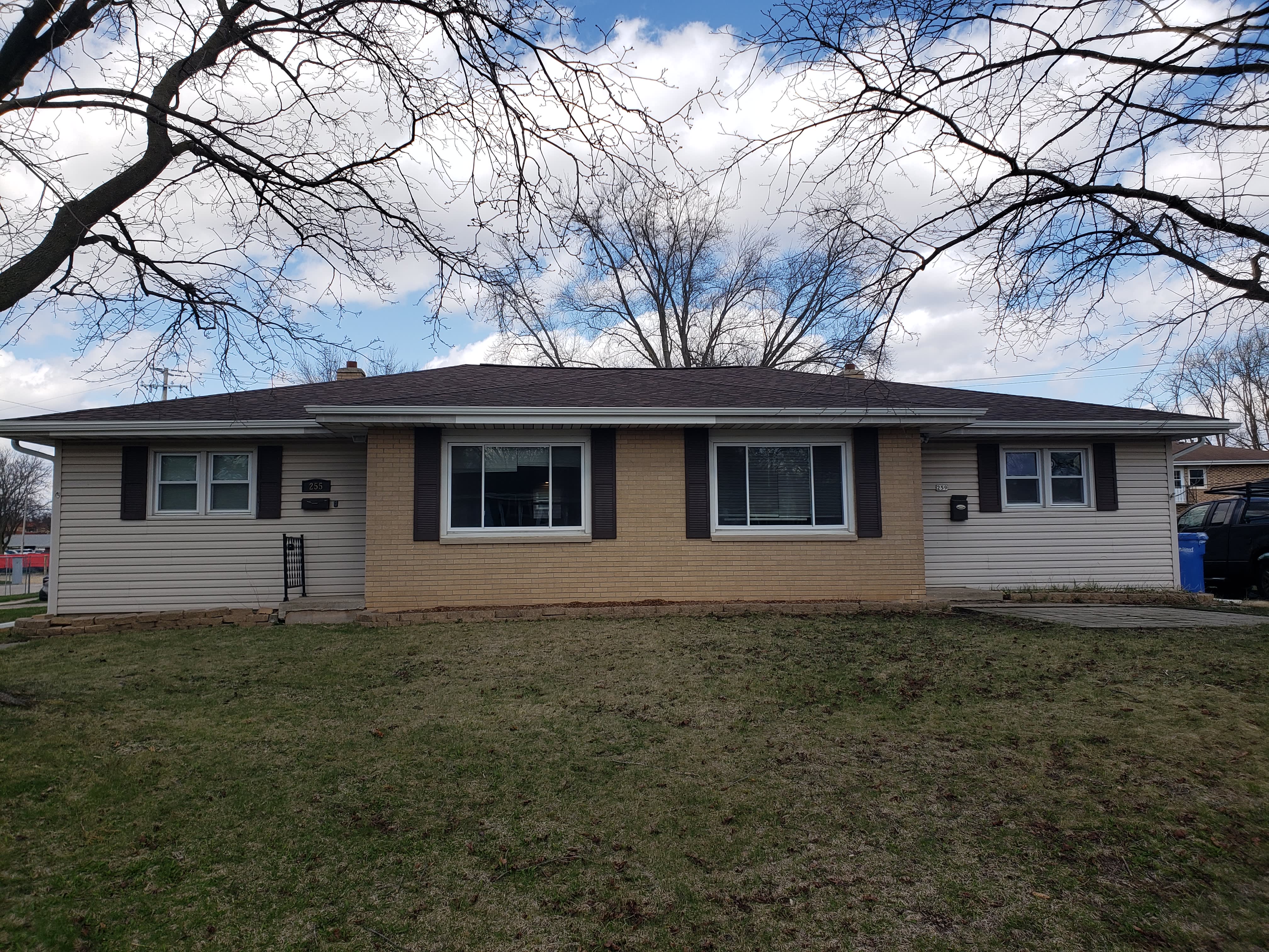 259 Park St – photo 1 of 14