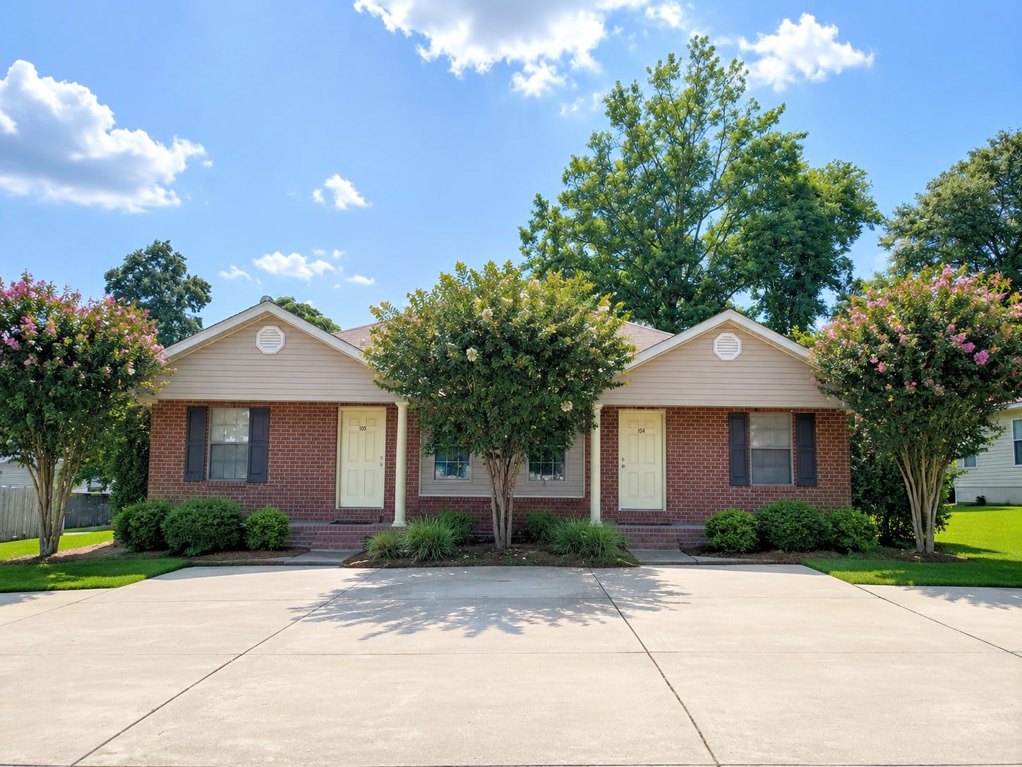 10 Sparrow Ln Apt A – photo 1 of 8