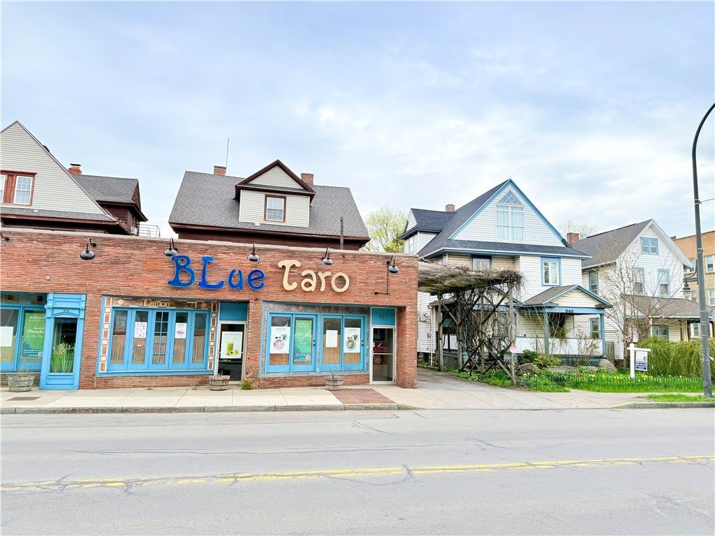 936 Monroe Avenue – photo 1