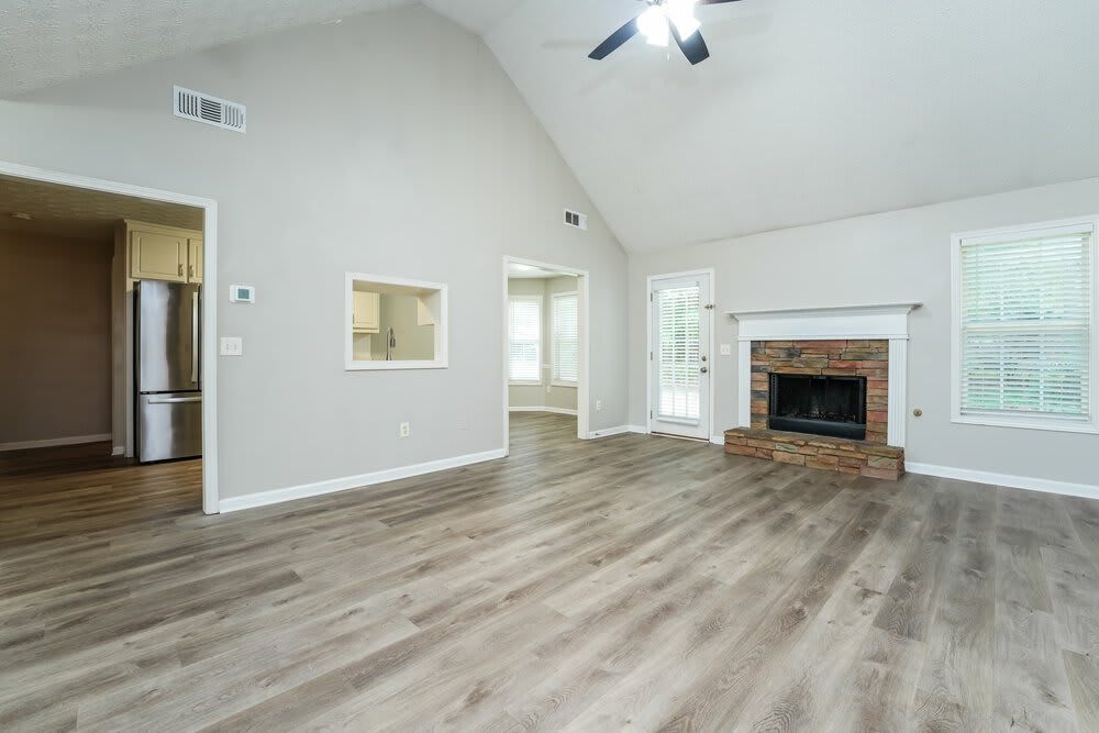 667 Stonecrest Dr – photo 1 of 156