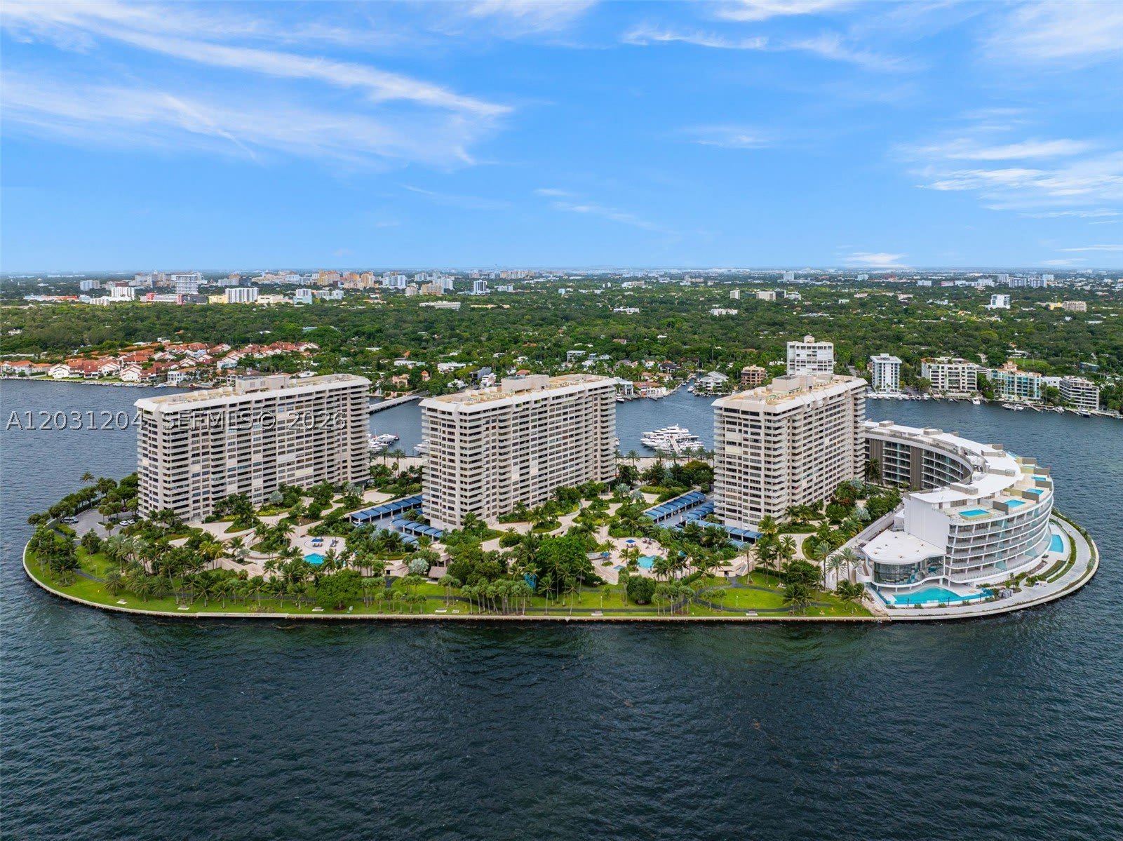 3 Grove Isle Dr – photo 1