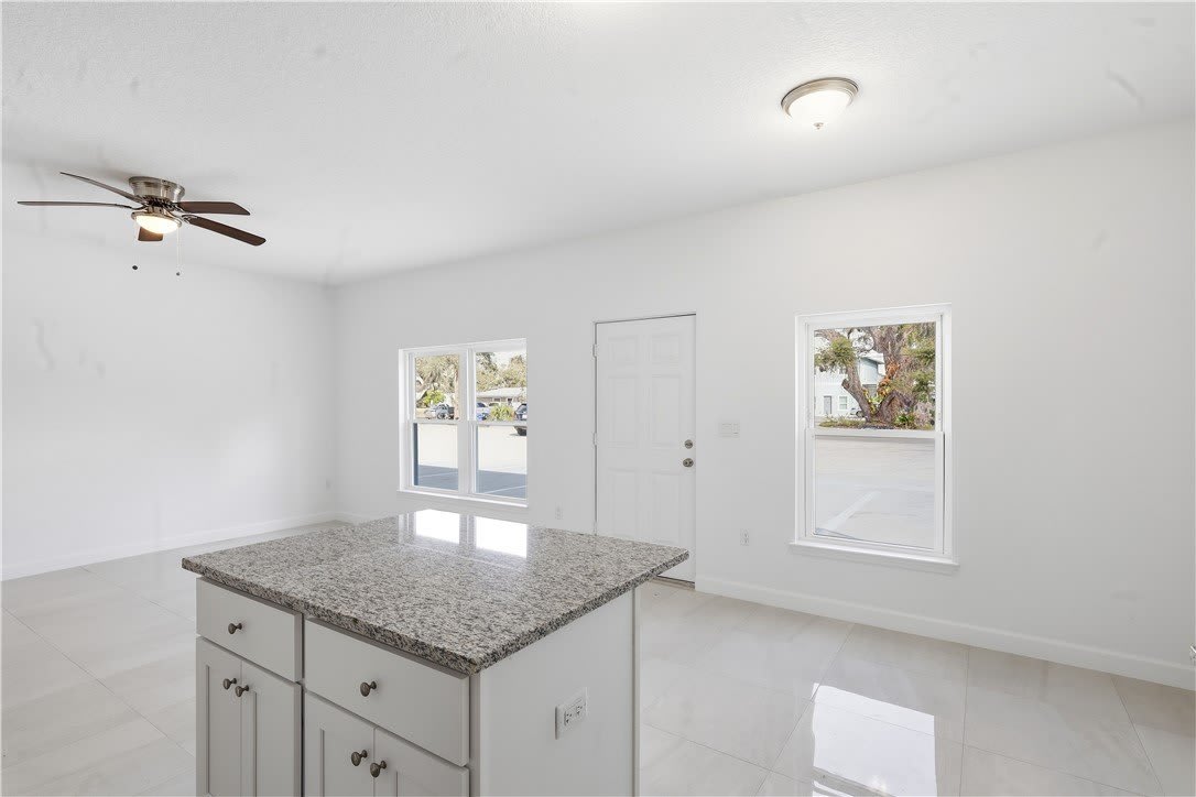 939 19Th Street – photo 1 of 161