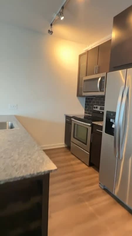 149 W Kinzie St – photo 1
