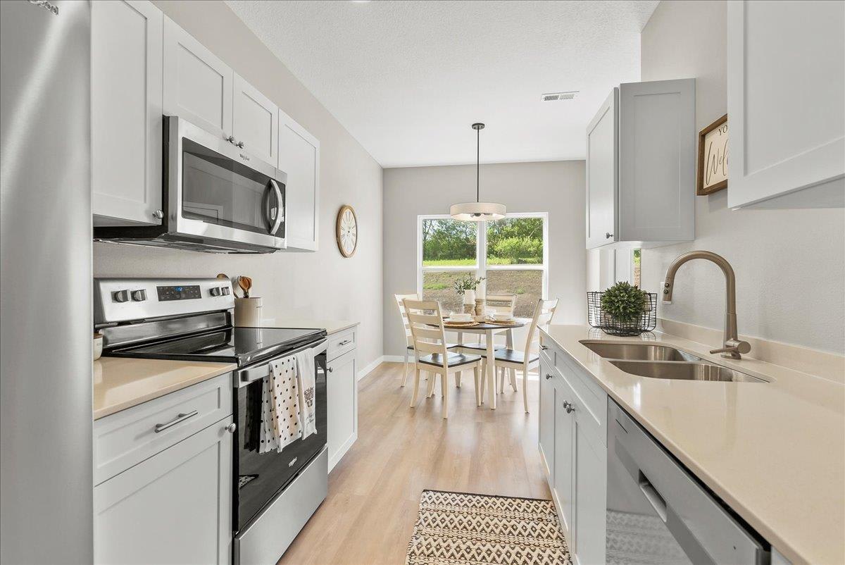 715 Spruce Needle Lane – photo 1