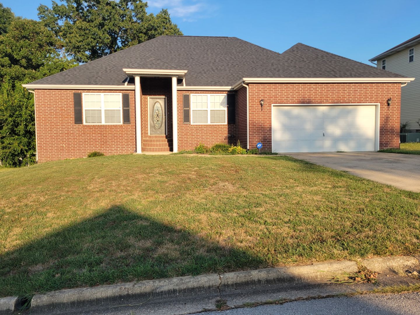 Beautiful 4 Bedroom Home – photo 1