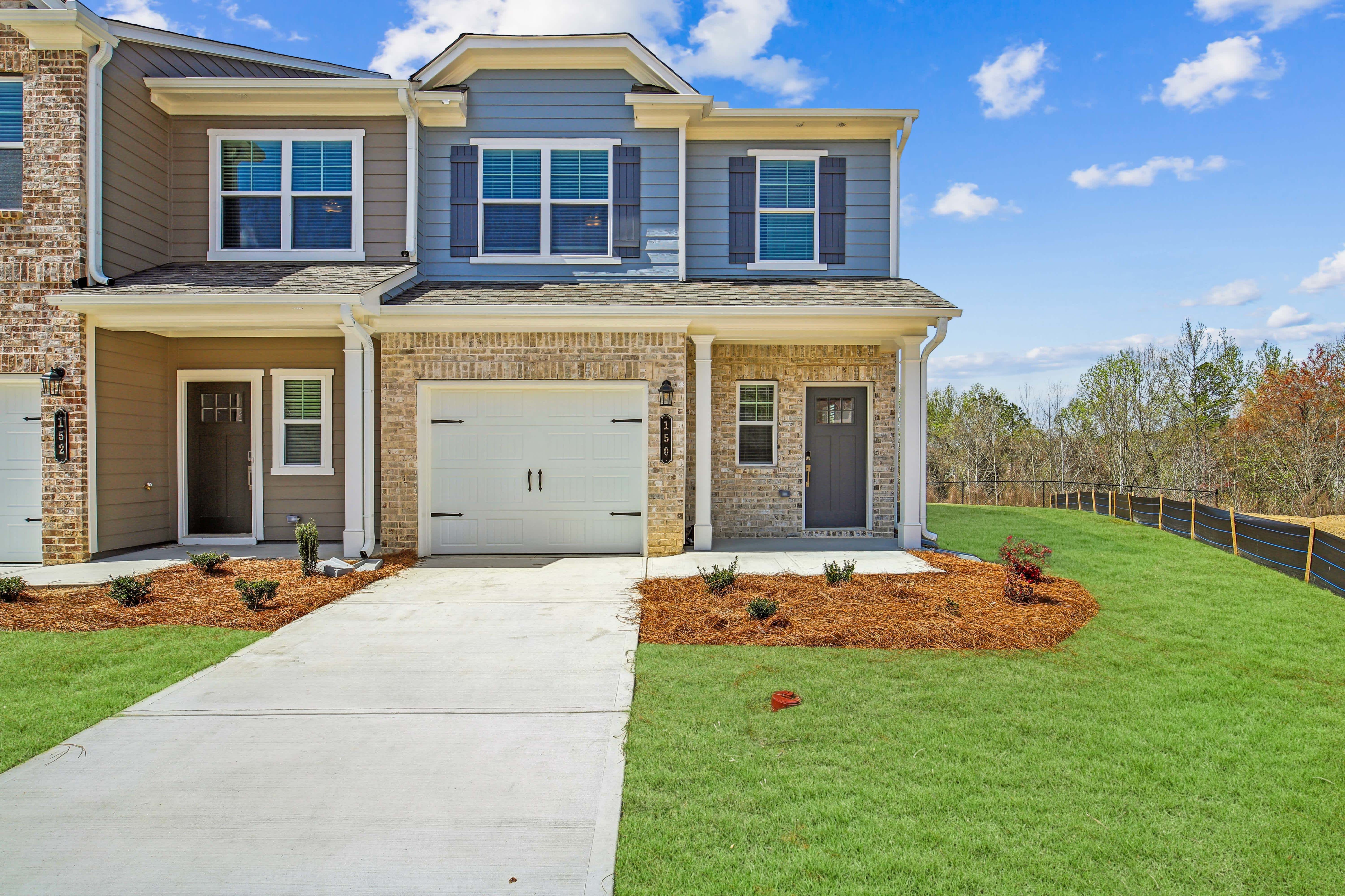 Satterfield Commons – photo 1 of 278
