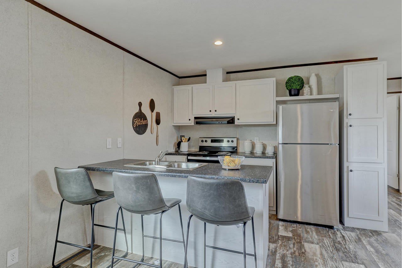 2404 Catalpa St – photo 1 of 12