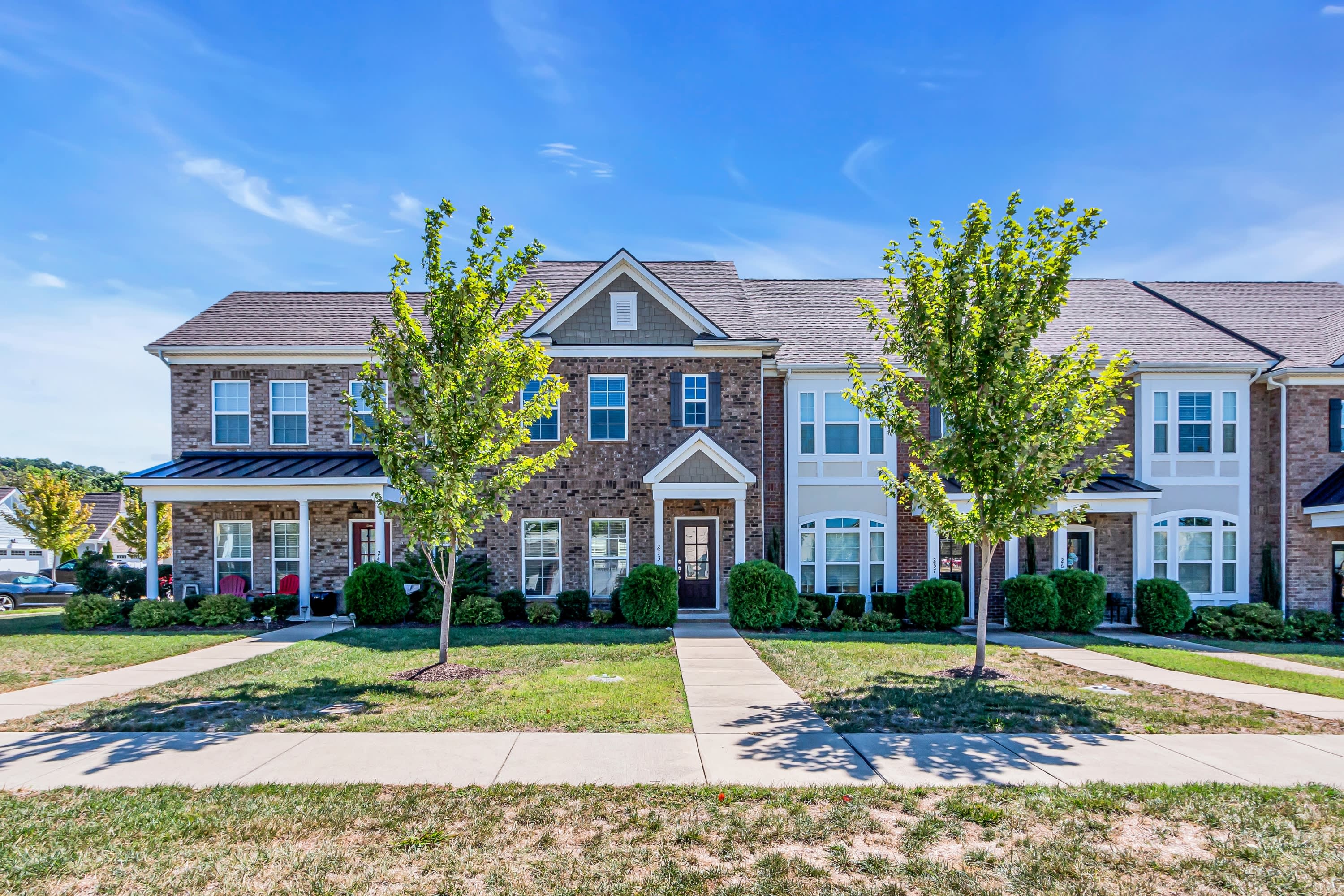 253 Mary Ann Circle – photo 1