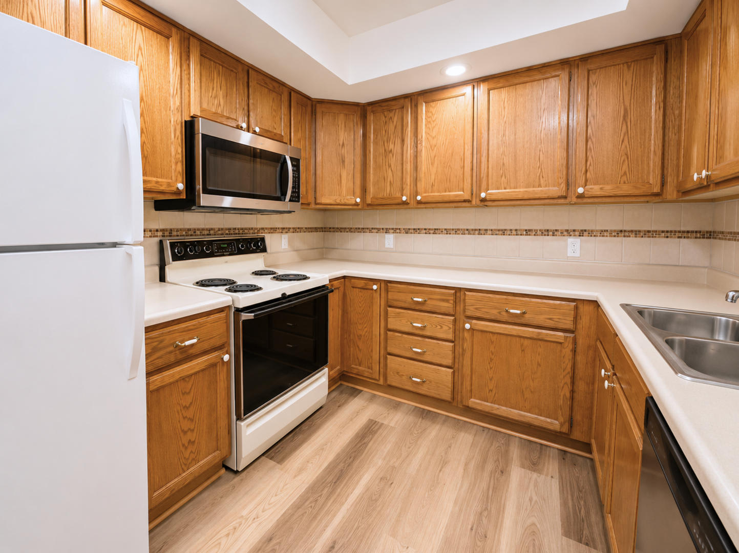 Ellis Avenue Duplex – photo 1