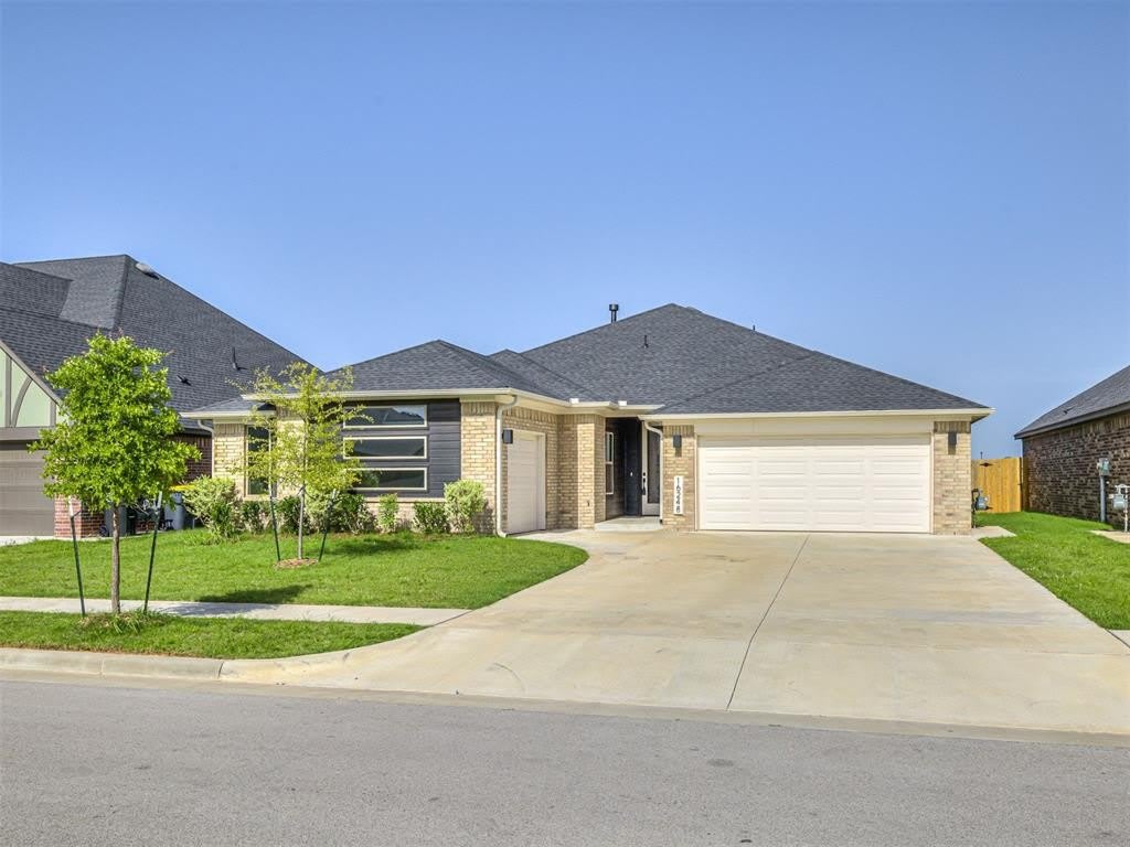 16248 S 89th Avenue – photo 1