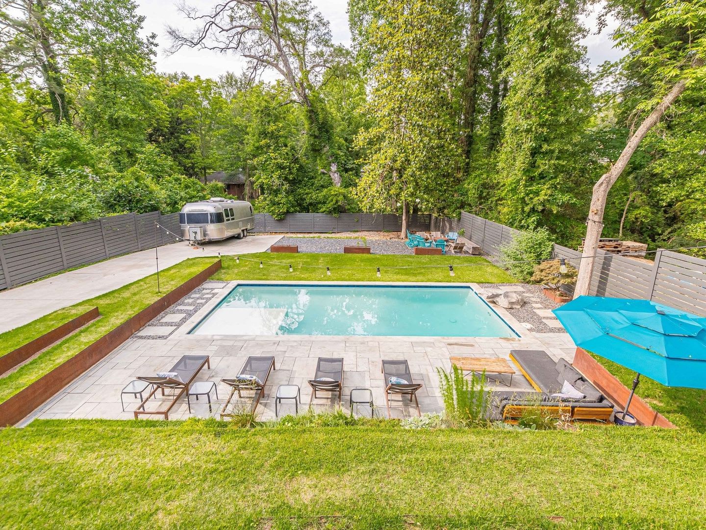 Fully Furnished Single Family 6-Bedroom Home w/pool— College Park, Georgia – photo 1