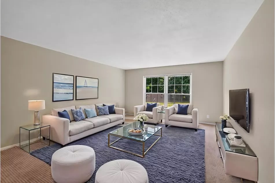 2101 Chateau Ct – photo 1 of 18