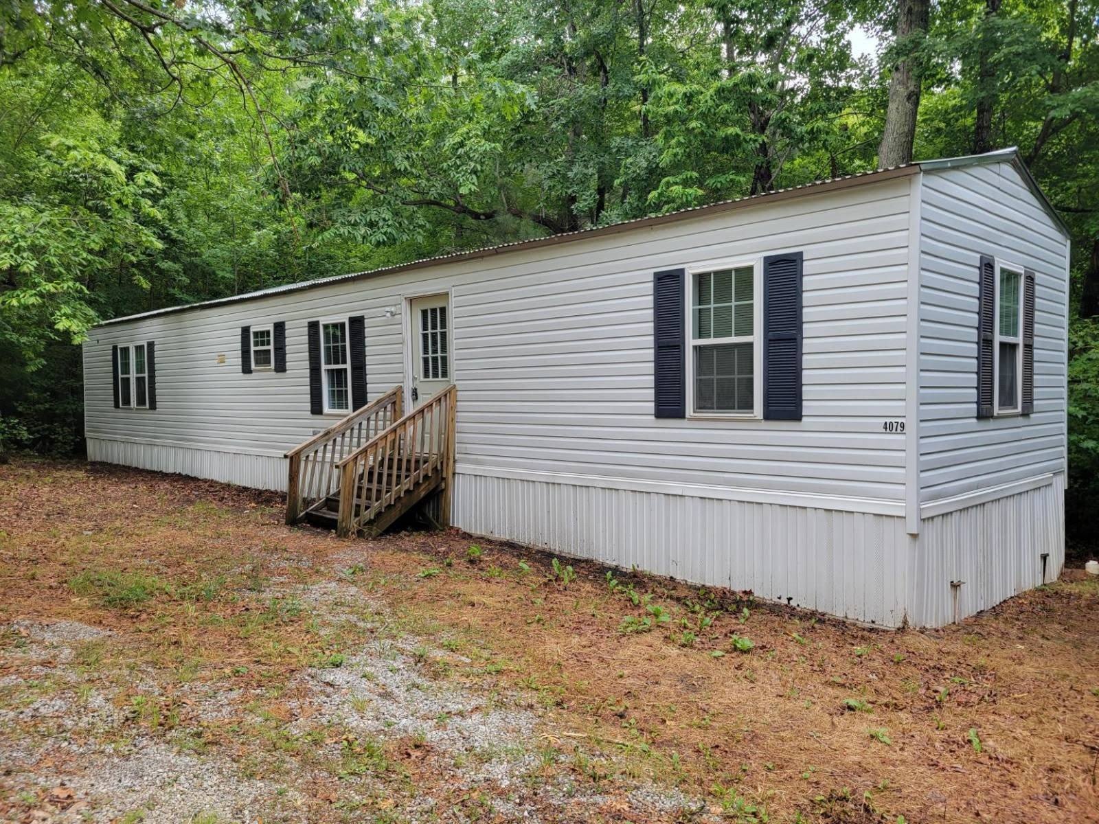 4079 Acorn Drive – photo 1 of 9