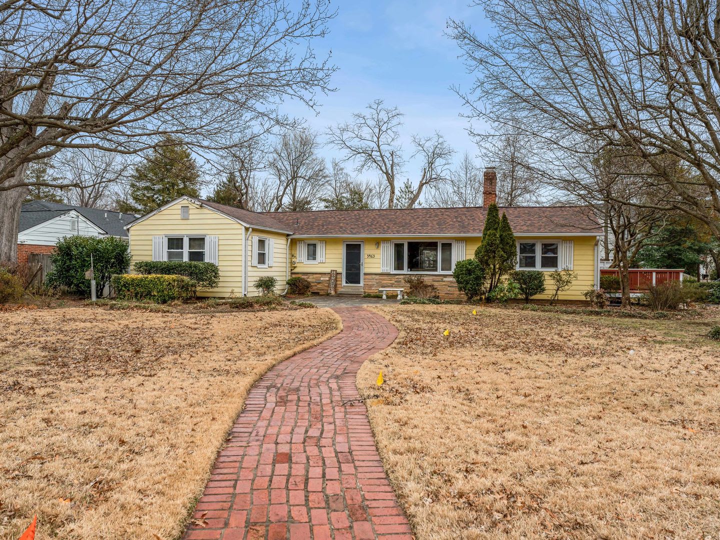 Easy one level living on a 1/3 acre corner lot! – photo 1 of 40