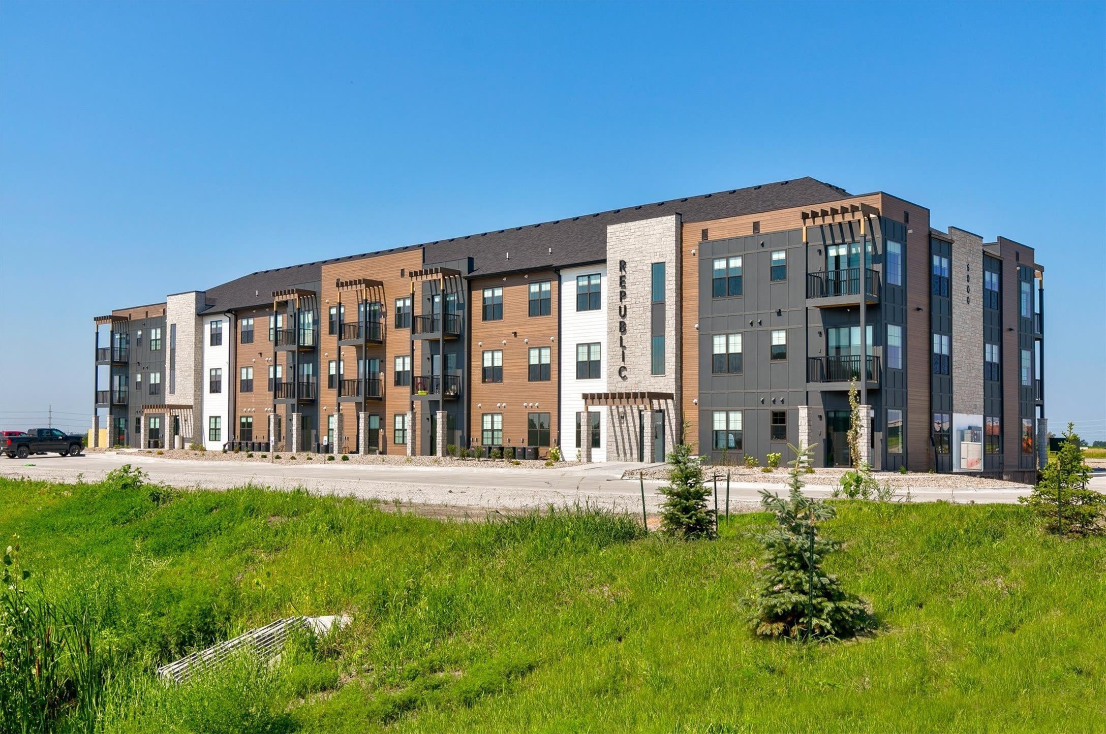 300 Anthem Drive – photo 1 of 20