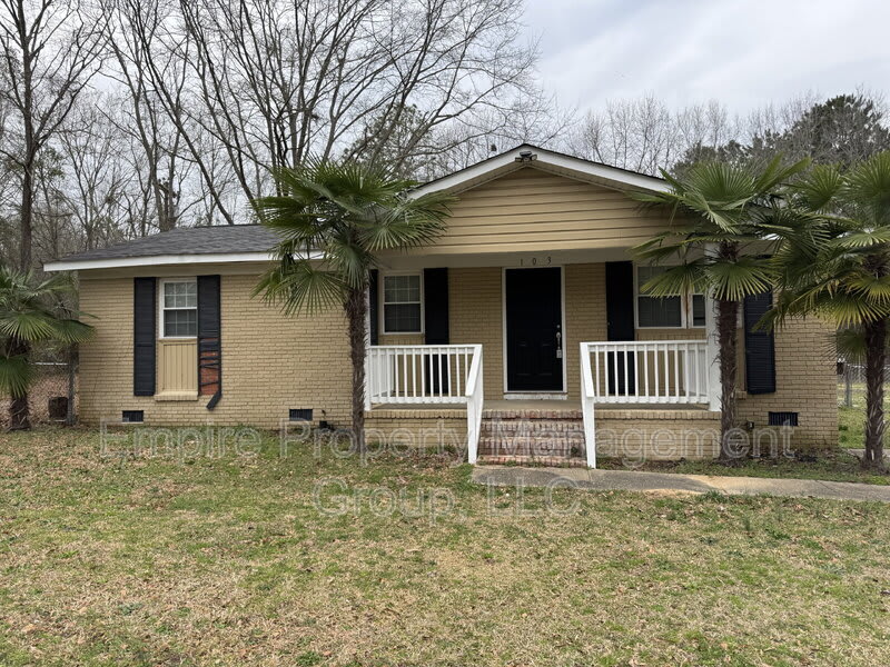 103 Yorkshire Drive – photo 1 of 8