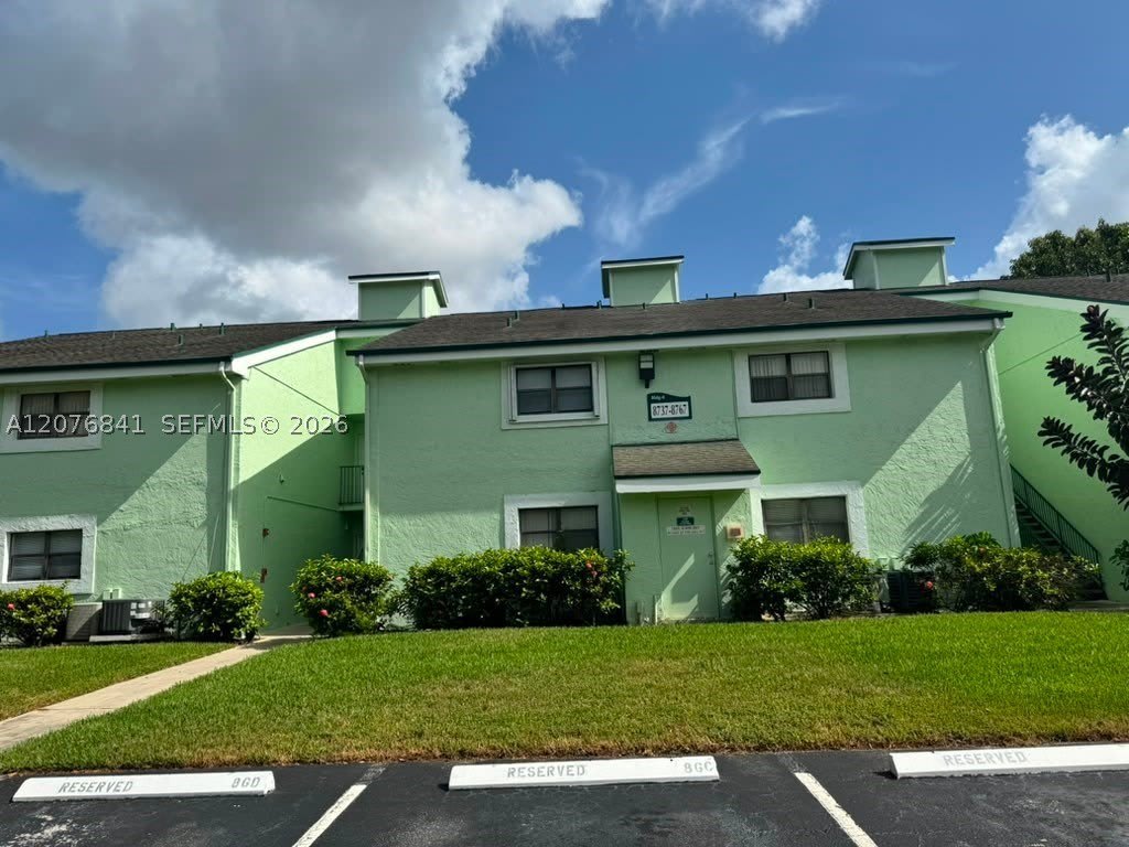3960 NW 87th Ave – photo 1