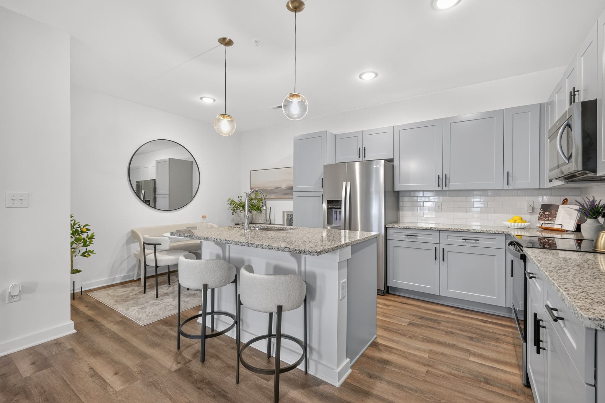 Farmhouse Luxury Apartments – photo 1 of 220