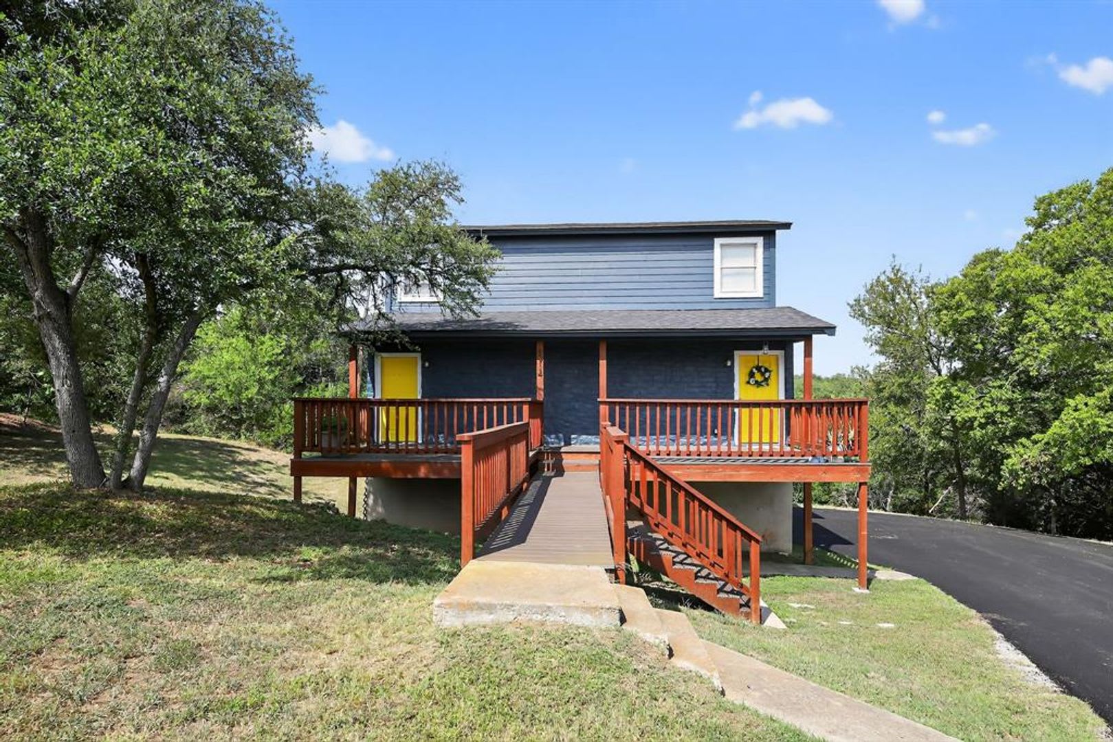 Hill Country Duplex – photo 1