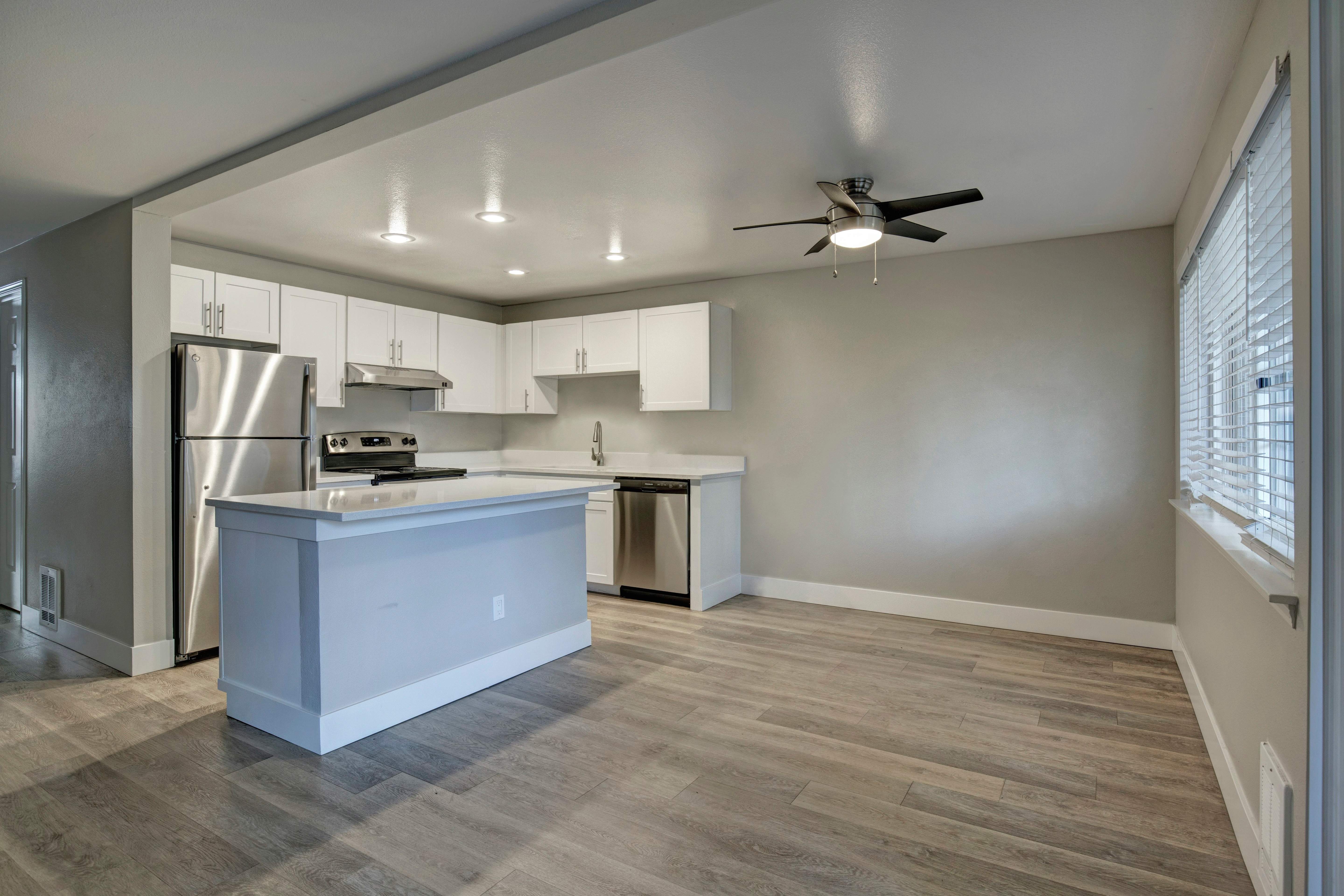 Chandlers Bay Apartments – photo 1