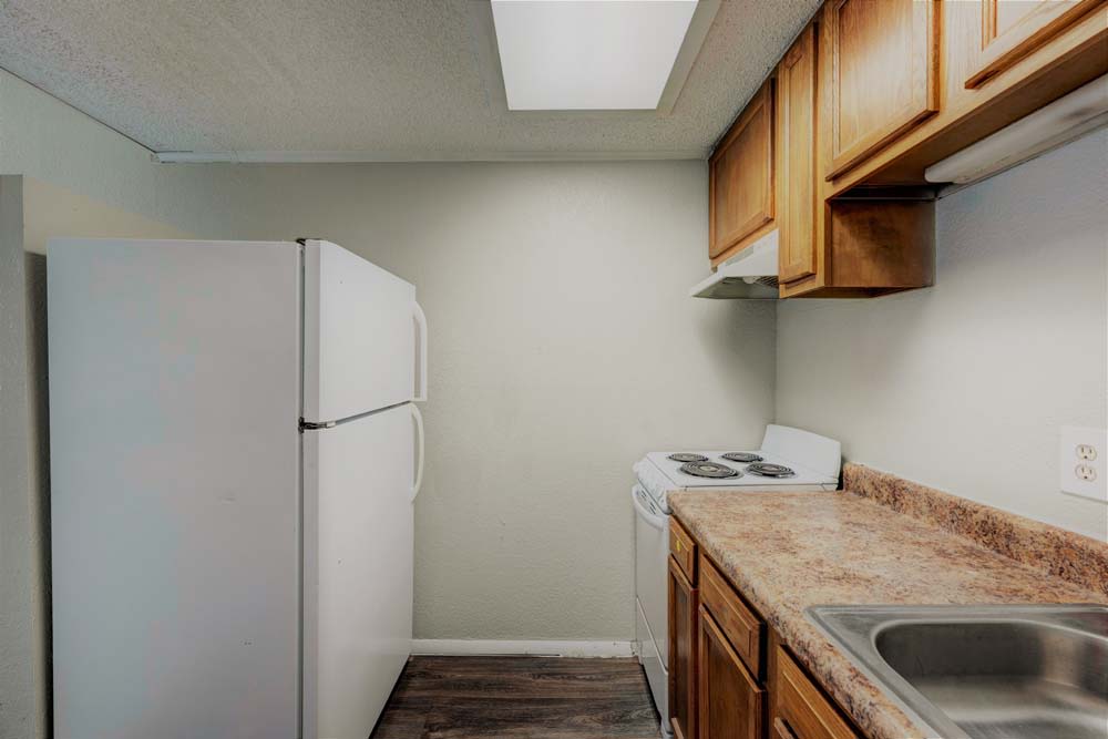 Pelican Pointe Apartments – photo 1