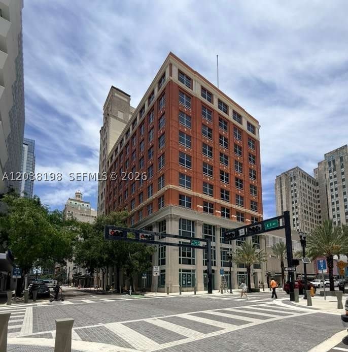 111 E Flagler St – photo 1
