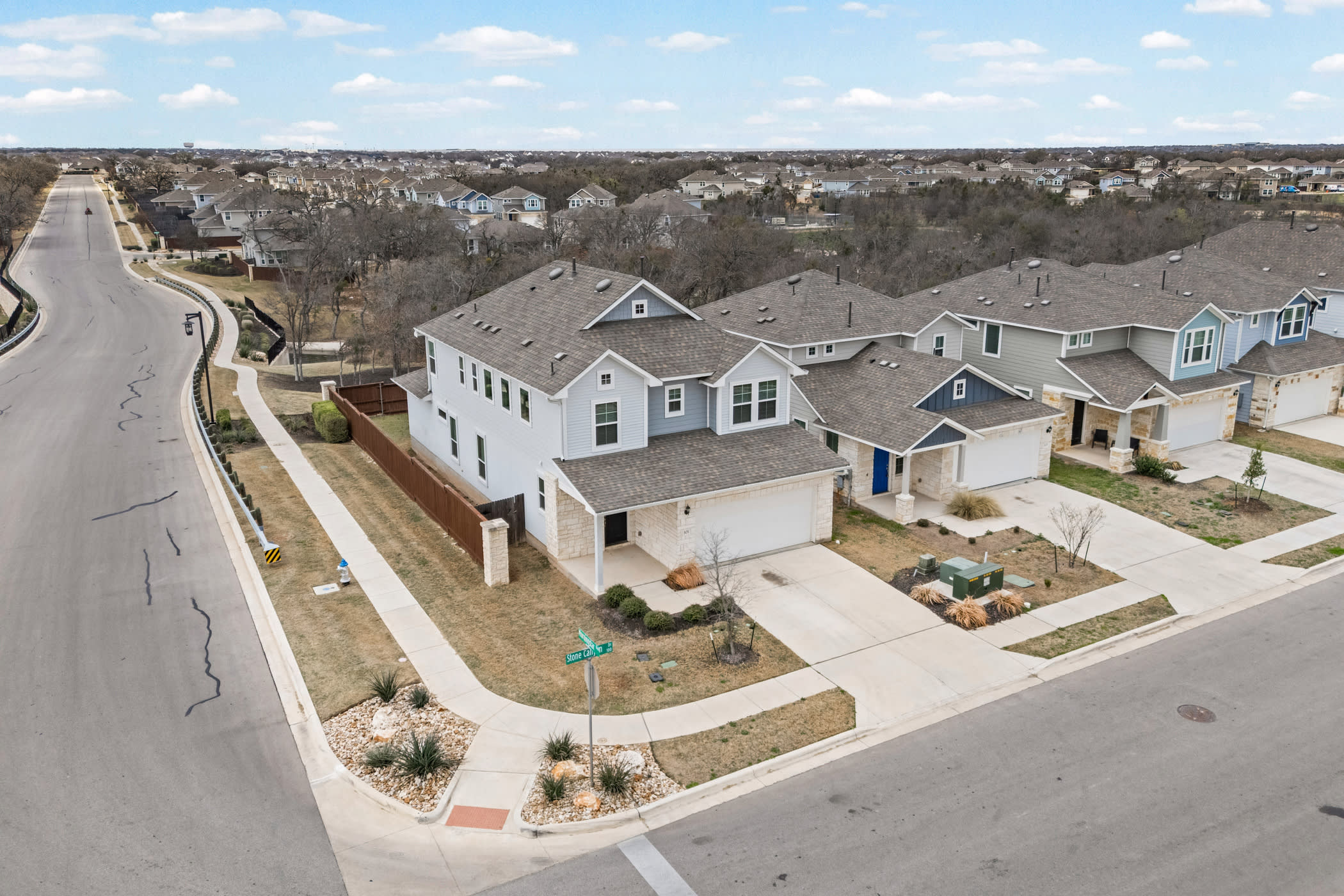 101 Stone Cyn Dr – photo 1