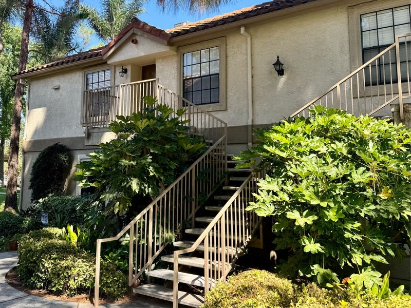 10305 Azuaga Street – photo 1