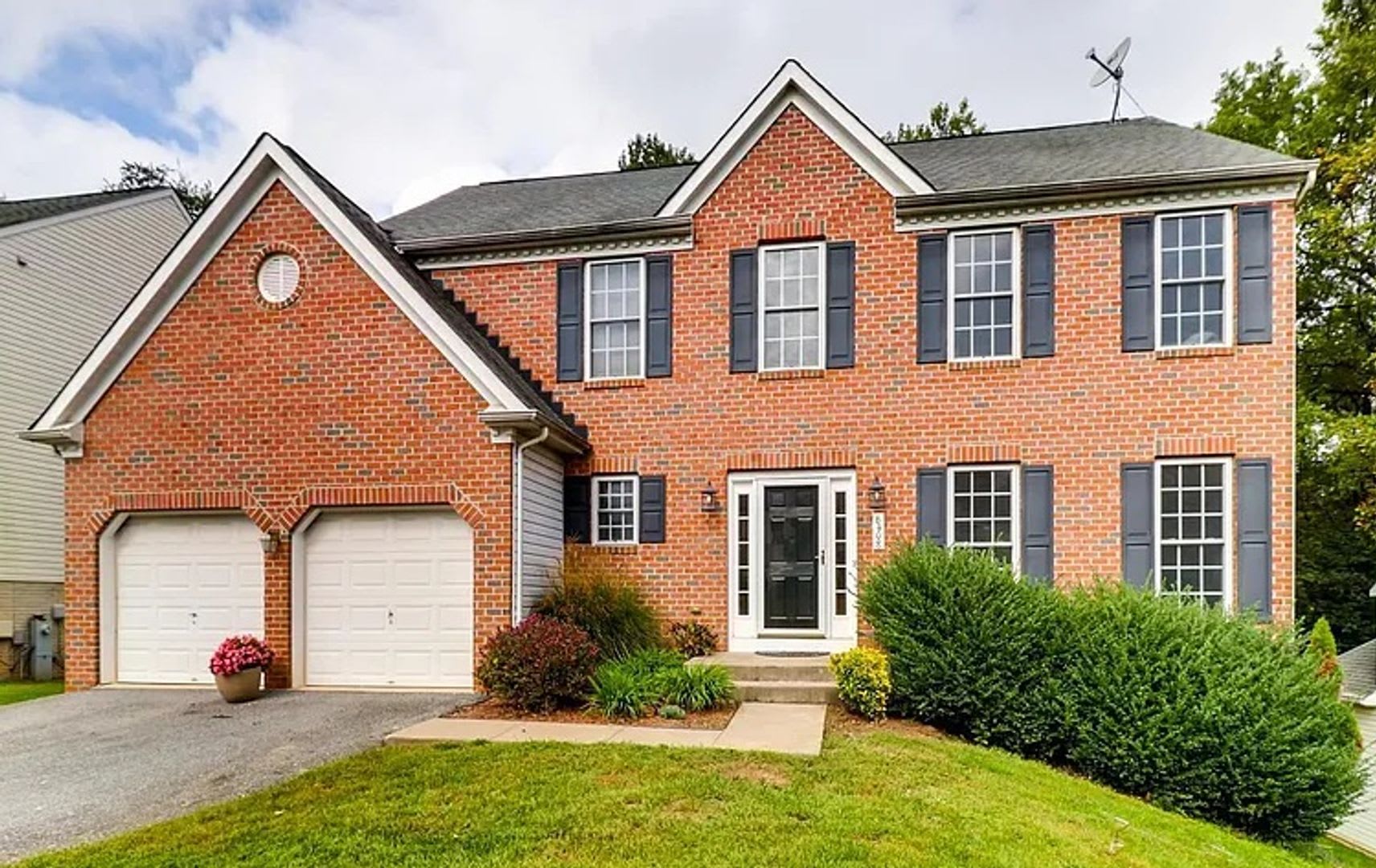 Large Updated Home in Elkridge – photo 1