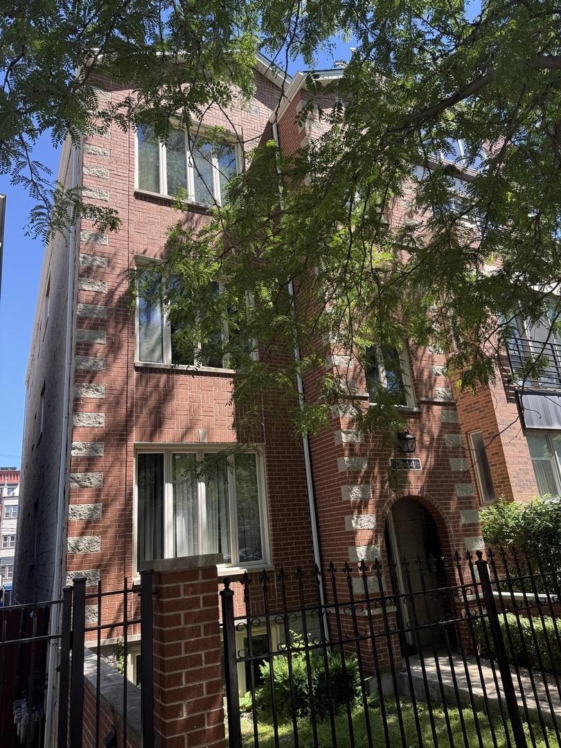 1444 West Walton St – photo 1
