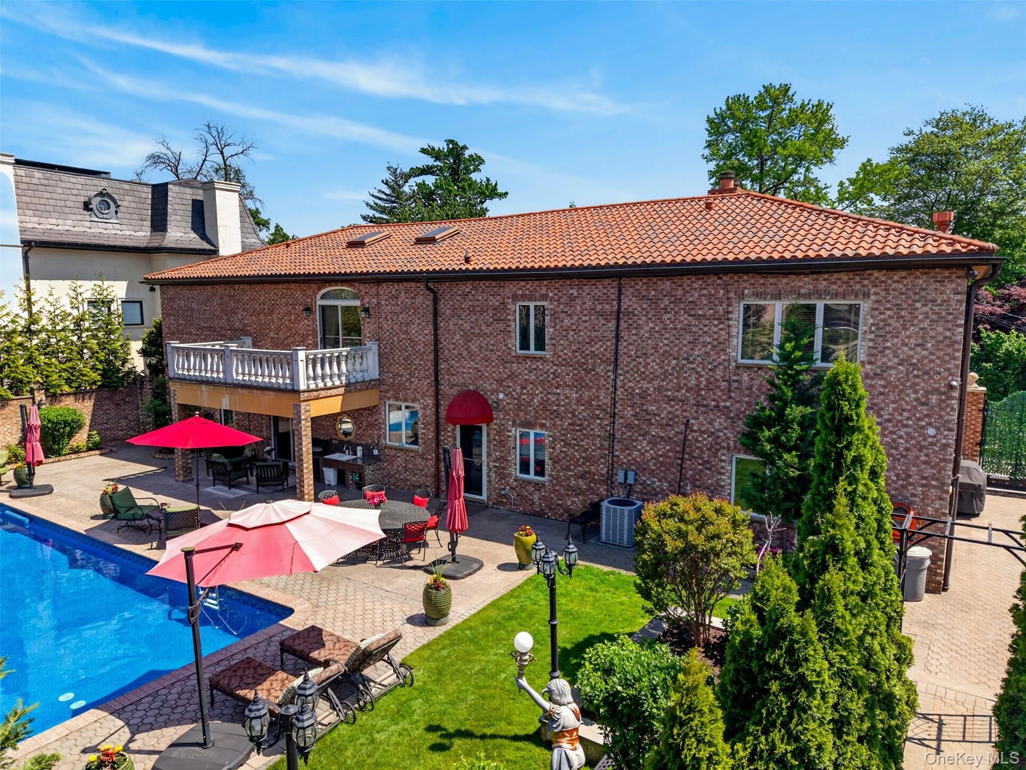 162 25 Cryders Lane – photo 1