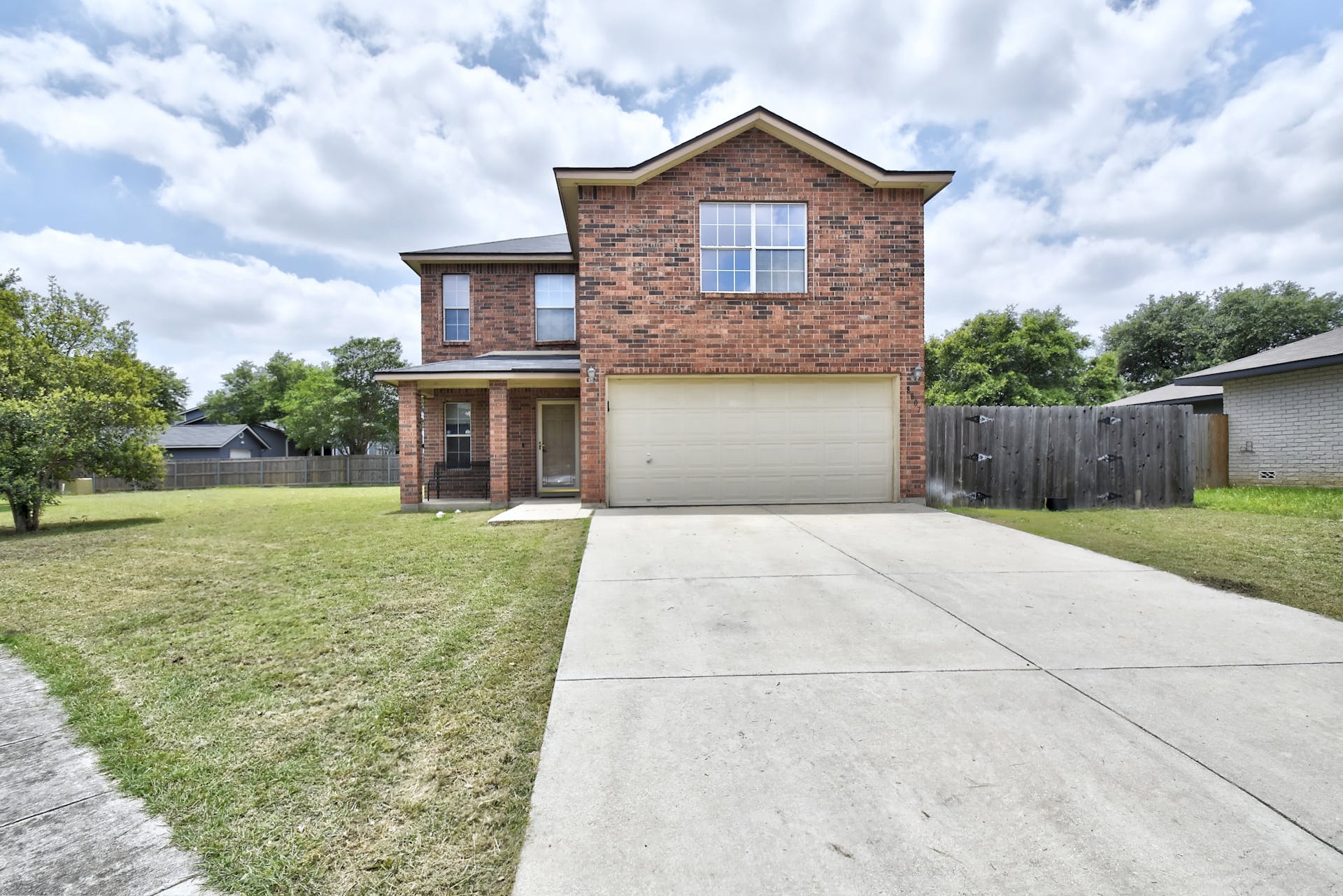 8807 Shadow Wood Ln – photo 1