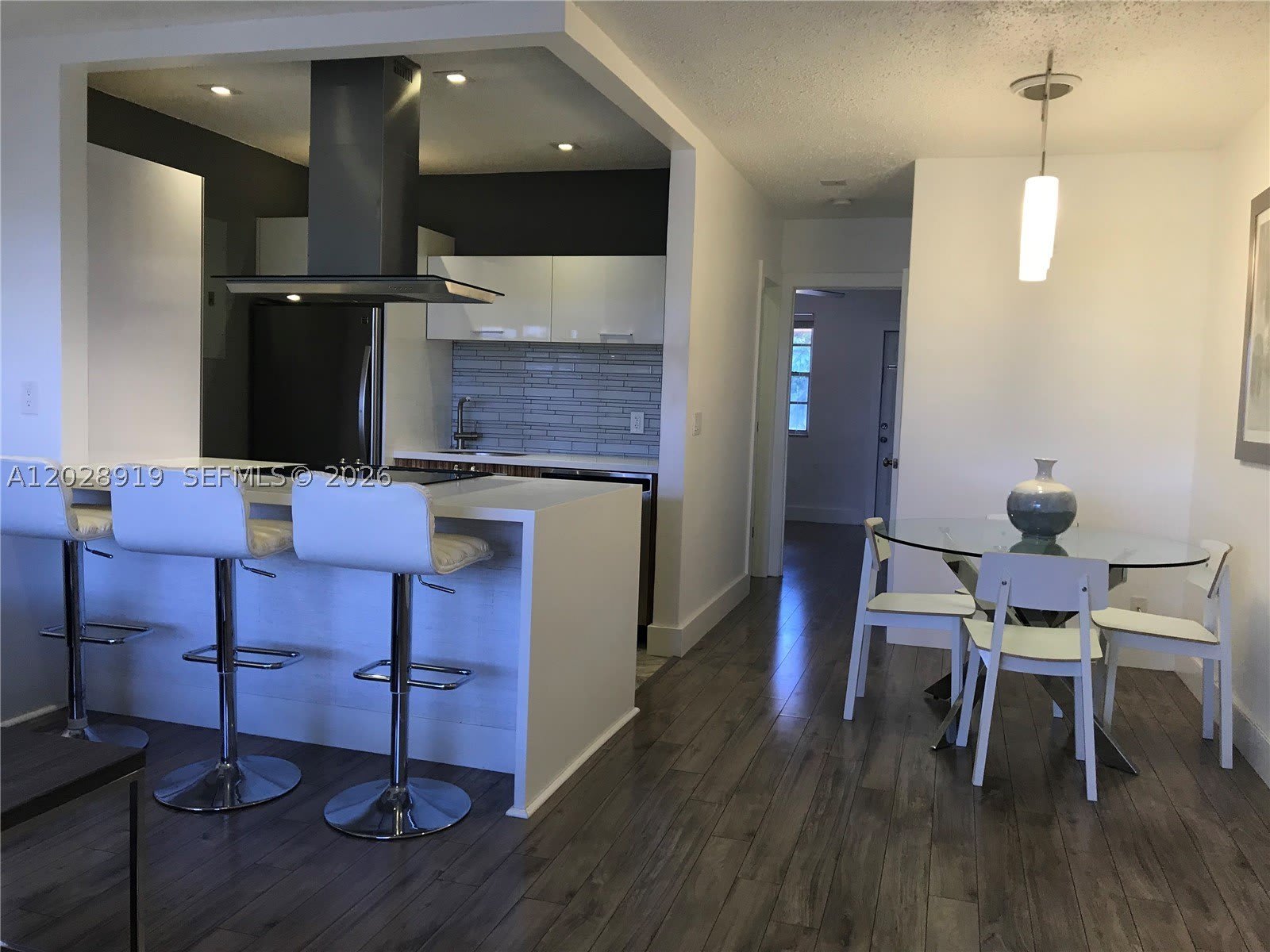 2915 Plunkett St – photo 1