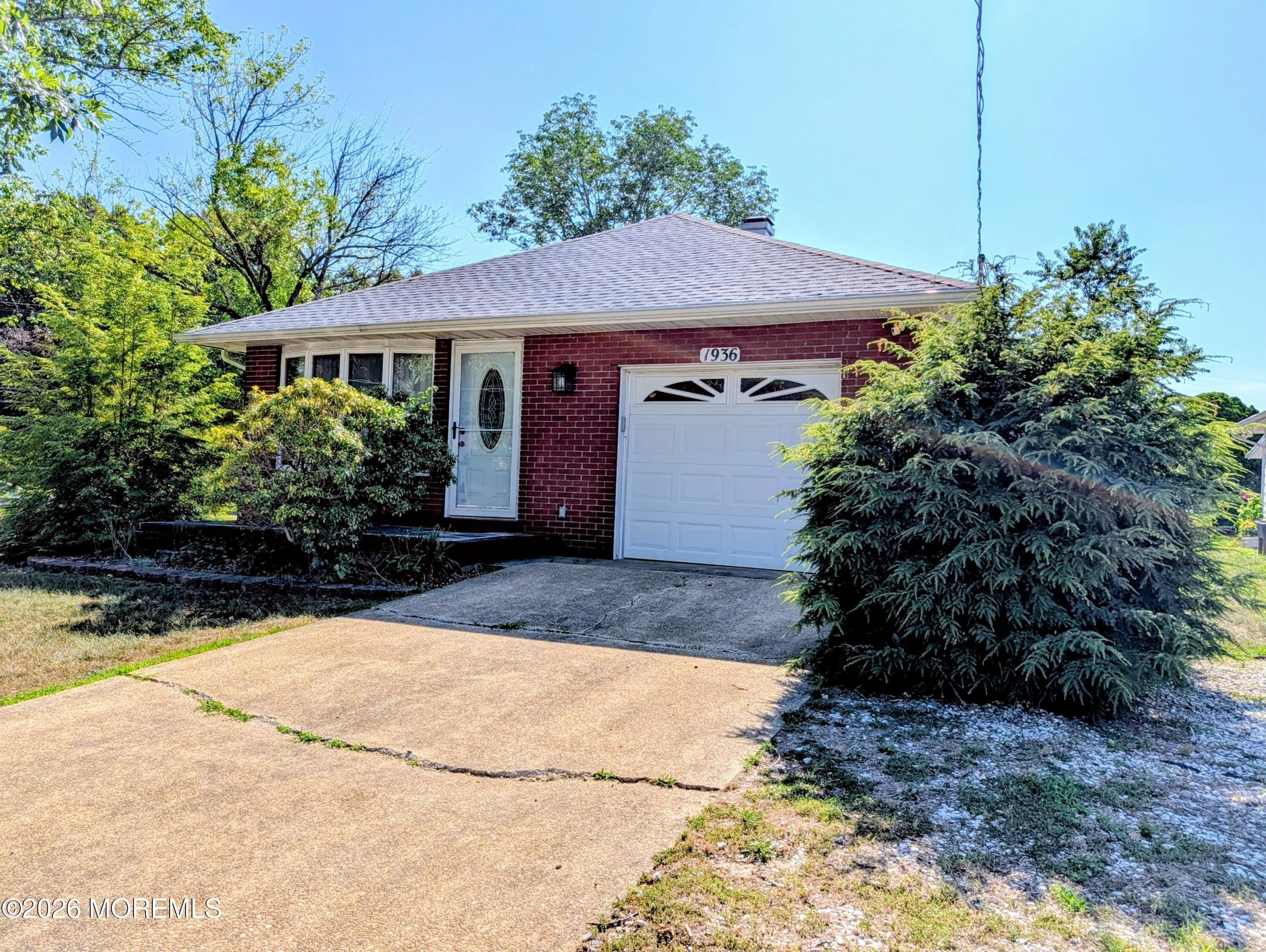 1936 Mount Carmel Boulevard – photo 1 of 26