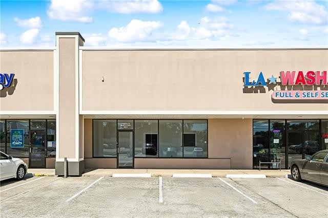 13322 HIGHWAY 90 – photo 1 of 11