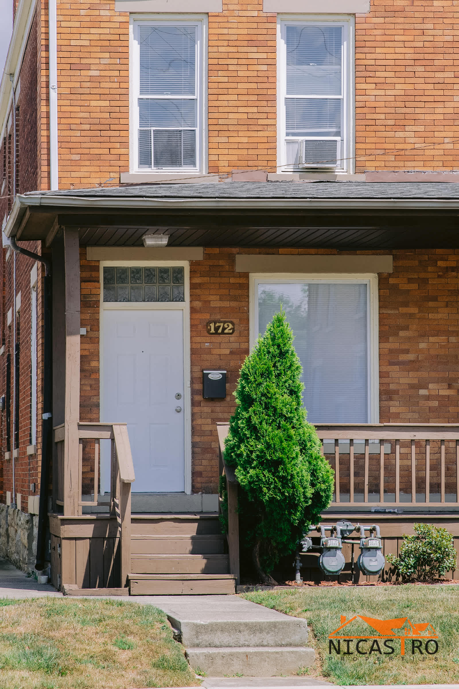 172 E 11th Avenue – photo 1